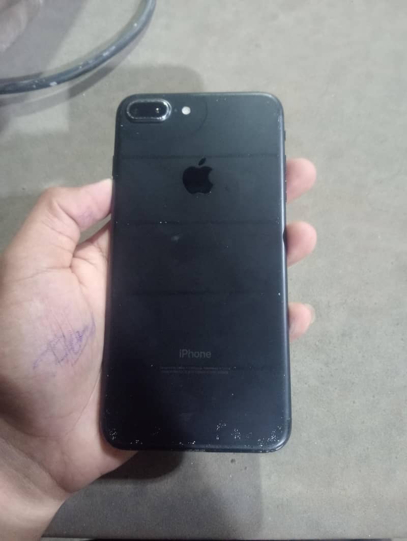 Apple iPhone 7 Plus 2