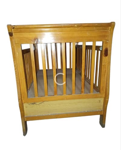 Wodden Baby Cot