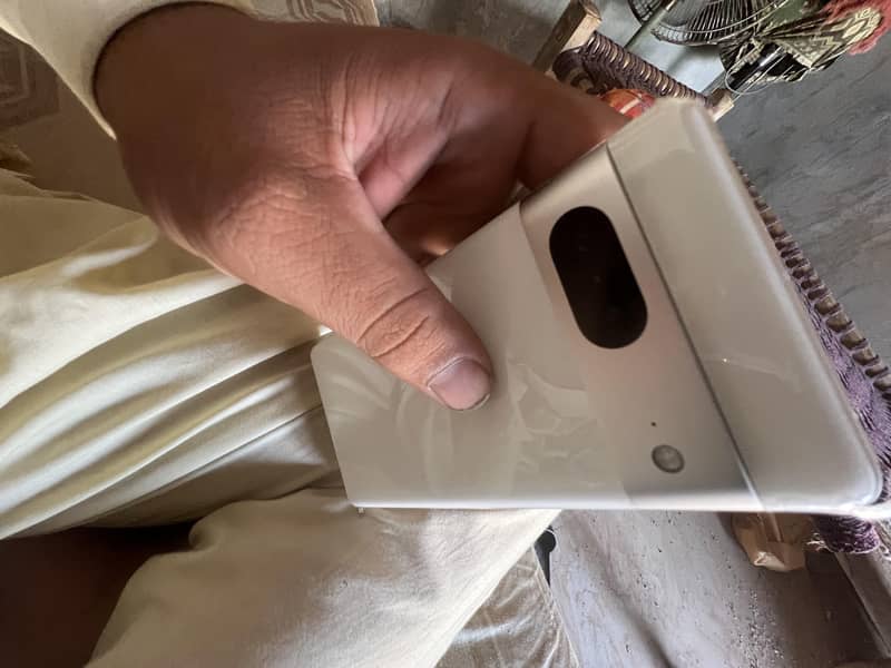 Google Pixel 7 3