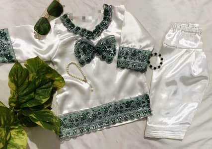 kids clothes customized  14august pkr 1150