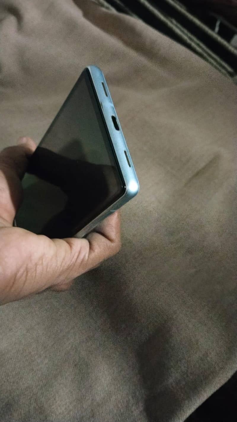 Google Pixel 7a 3