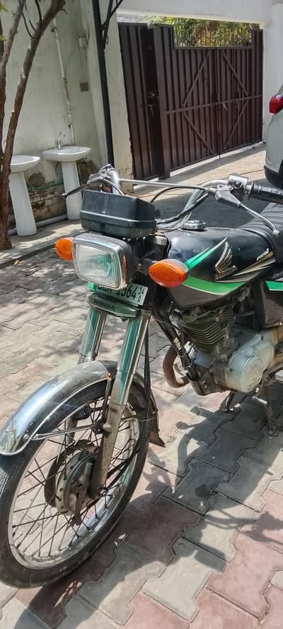 side ka kam hua engine no open no repair Il ok condition aapke smne h