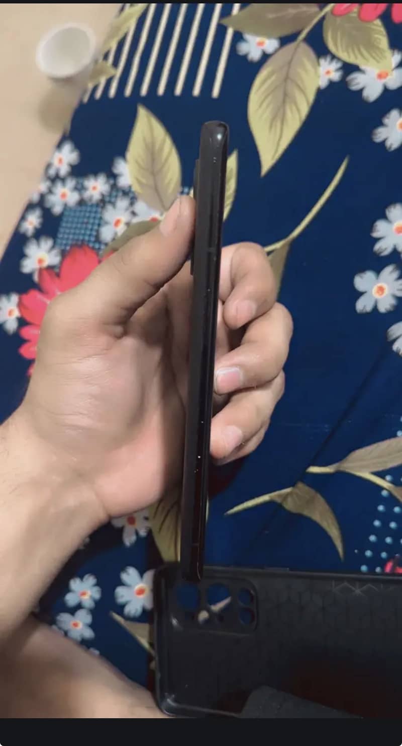 One Plus 9 Pro 4