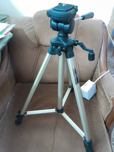 Tripod Adjustable all sides