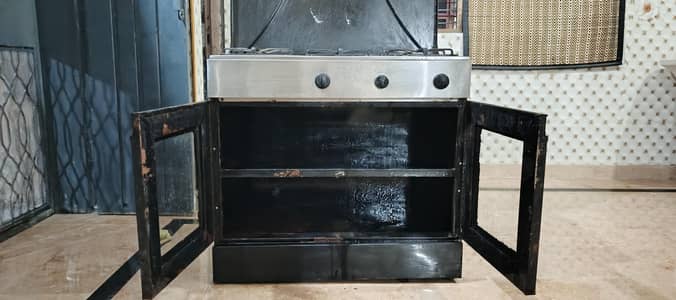 Gas Stove with cabinets