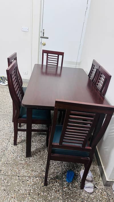 Dining Table Set for Sale