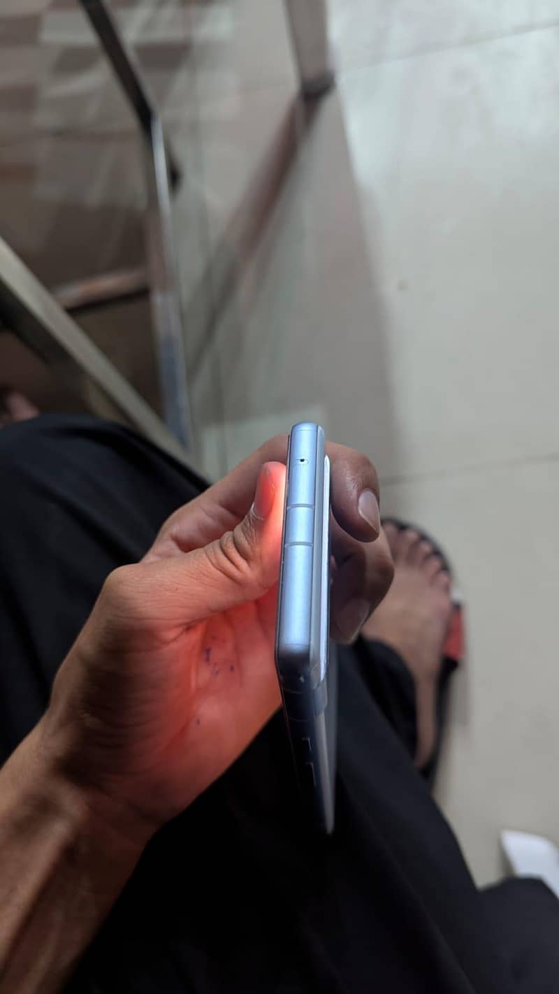 Google Pixel 7a 1