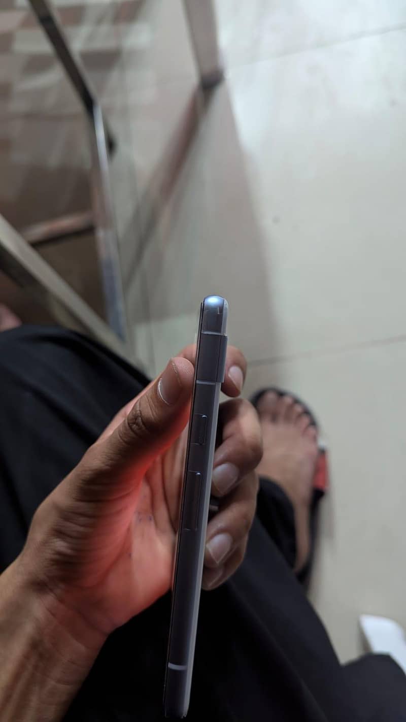 Google Pixel 7a 2