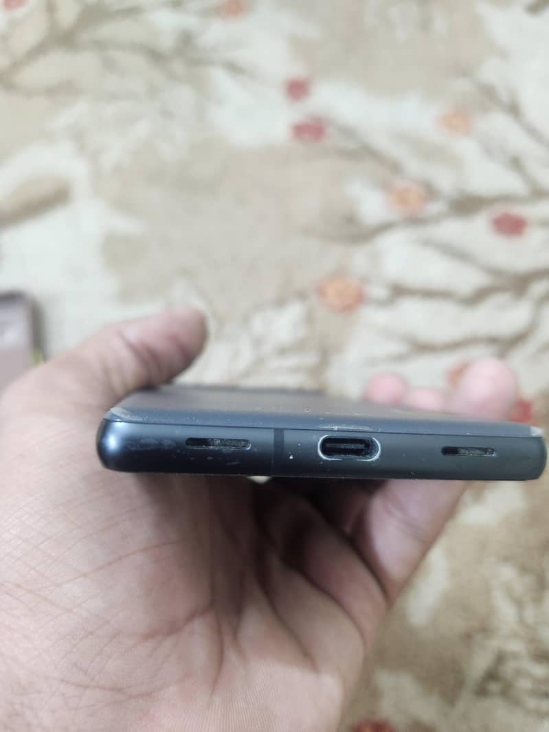 Google Pixel 7a 4
