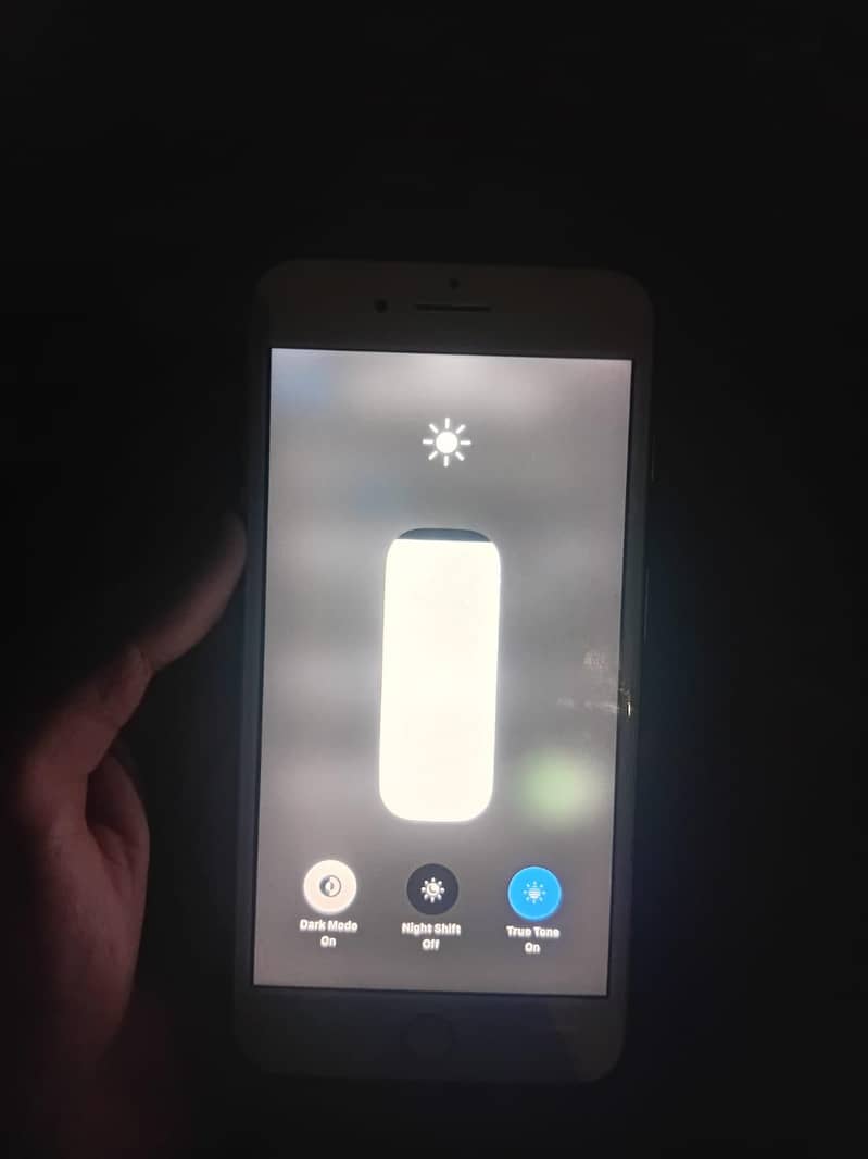 Apple iPhone 8 Plus 2