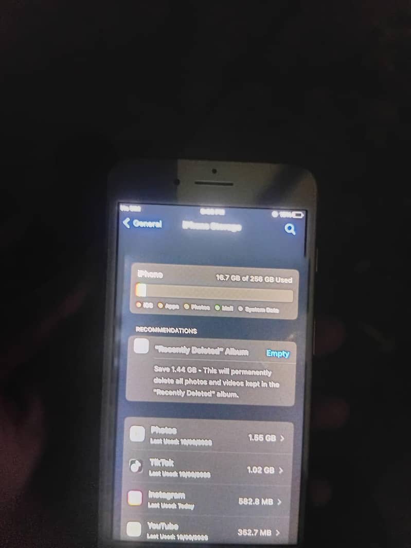 Apple iPhone 8 Plus 5