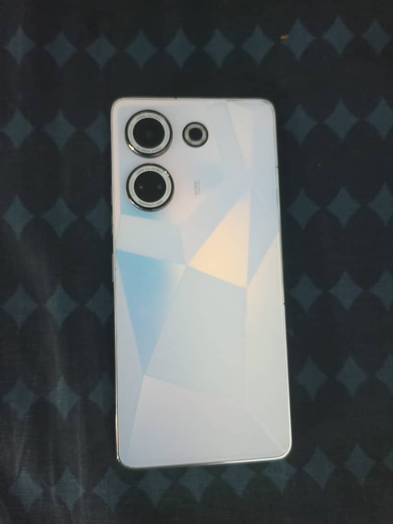 Tecno CAMON 20 3
