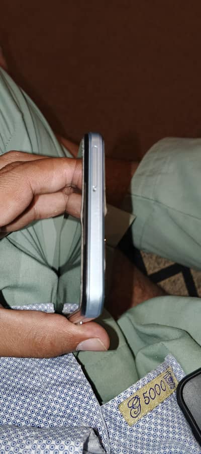 Vivo Y21