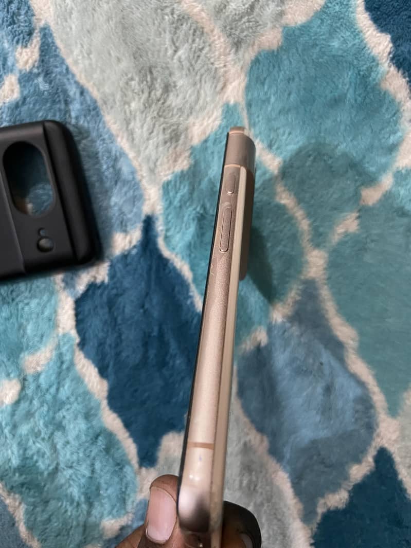 Google Pixel 8 3