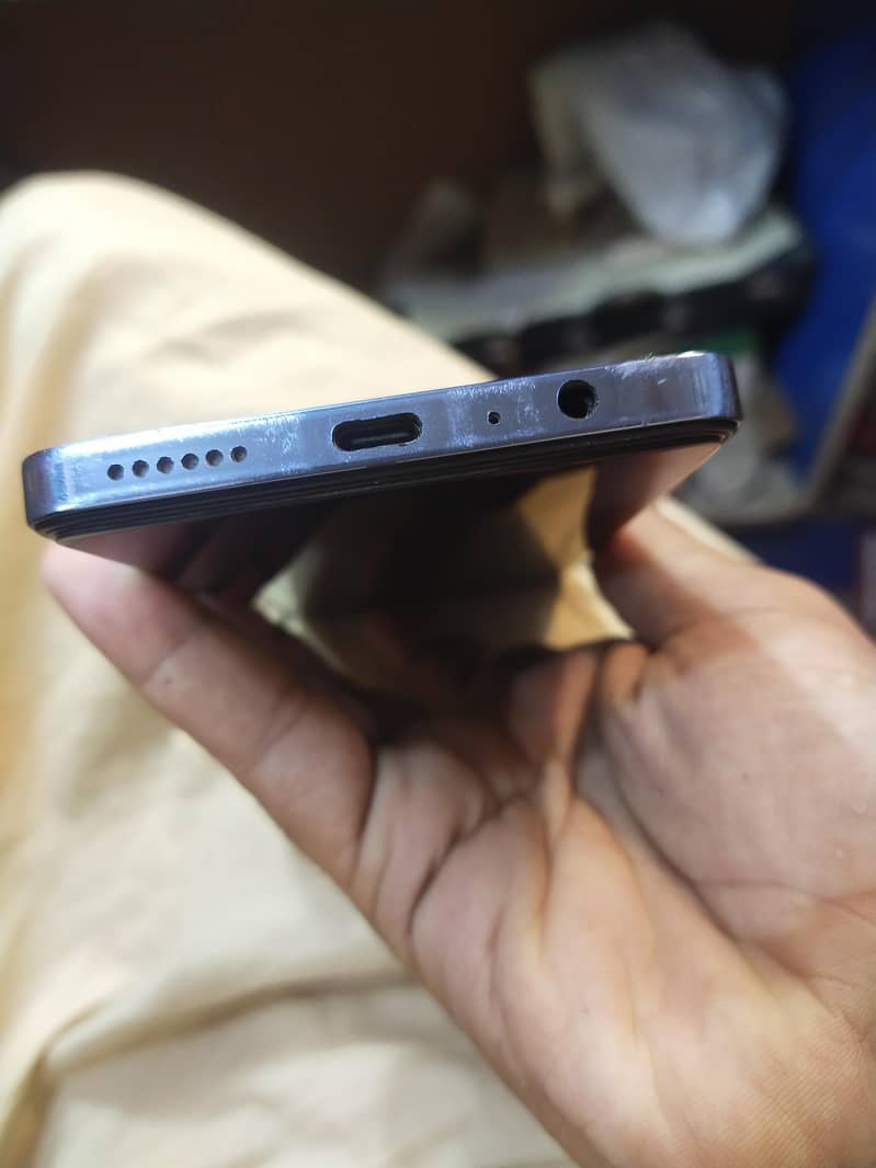 Tecno CAMON 20 Pro 4