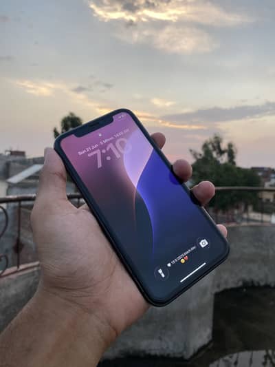 Apple iPhone 11