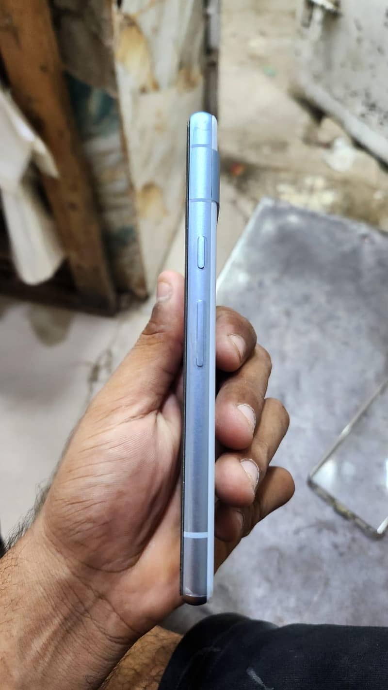 Google Pixel 7a 3