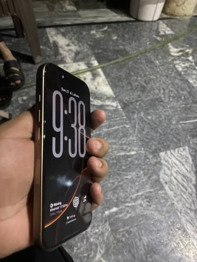 iPhone 16 Pro