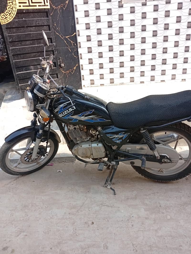 Suzuki 4