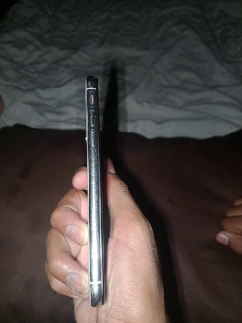 Apple iPhone X 2