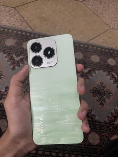 Realme C63