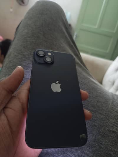 Apple iPhone 13