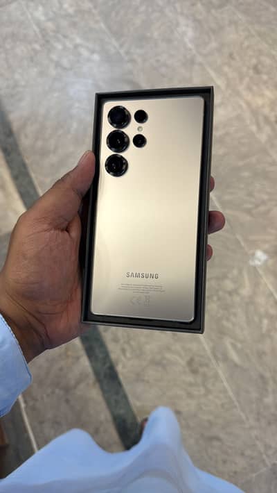 Samsung Mobile S25 Ultra