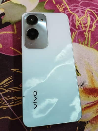 Vivo Y18