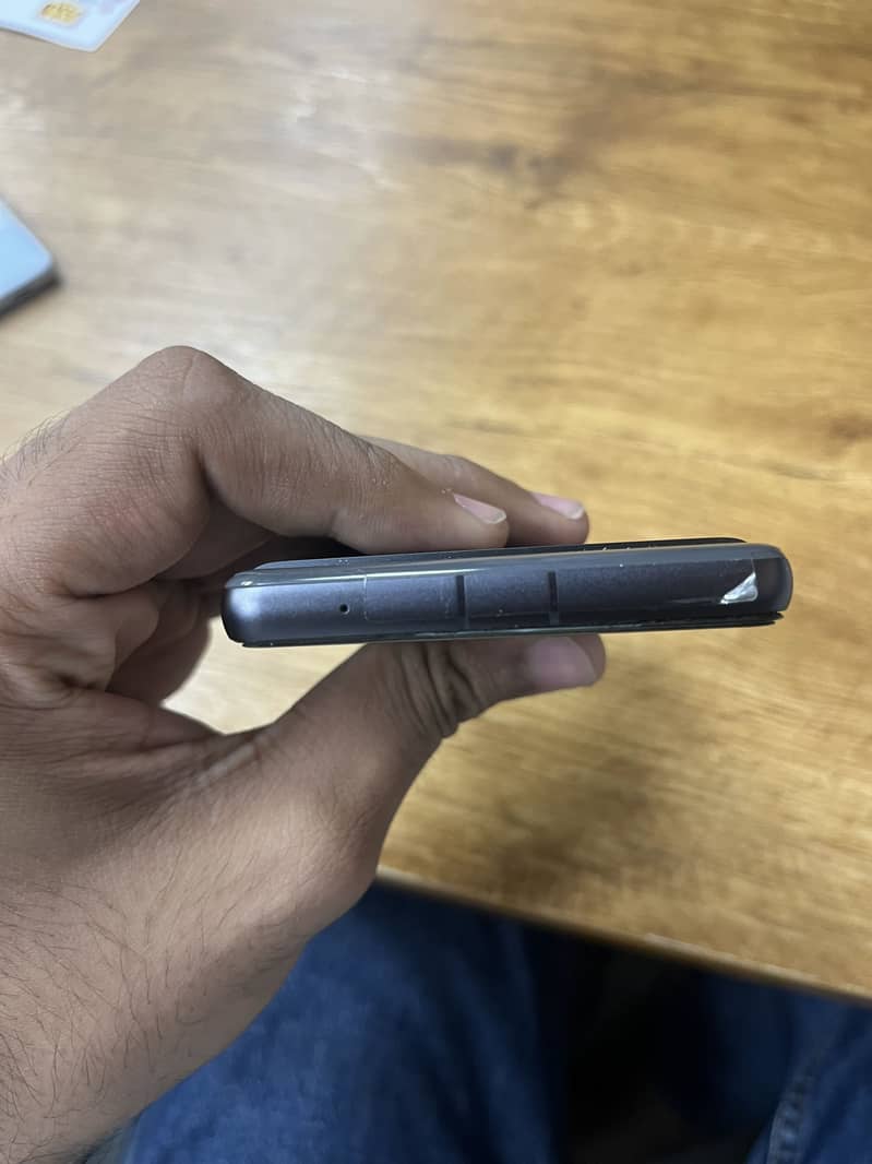 Google Pixel 7a 3