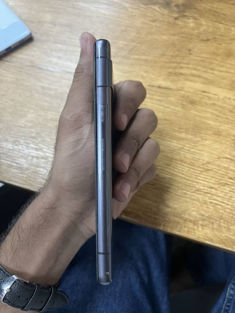 Google Pixel 7a 4