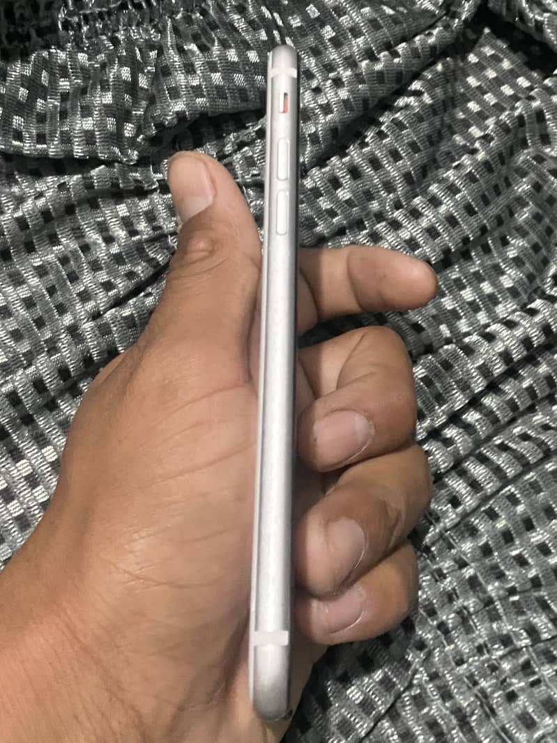 Apple iPhone SE 0