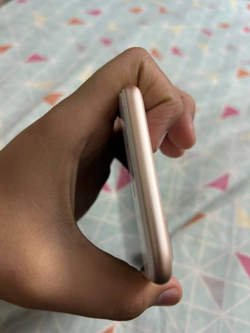 Apple iPhone 8 Plus 8
