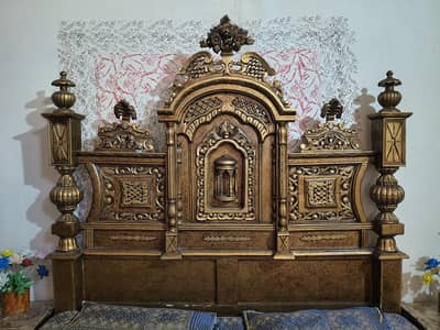 Chinioti haveli bed set