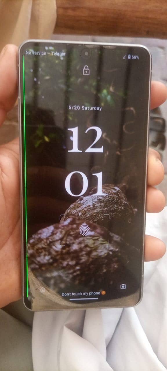 Sharp Aquos r7 8