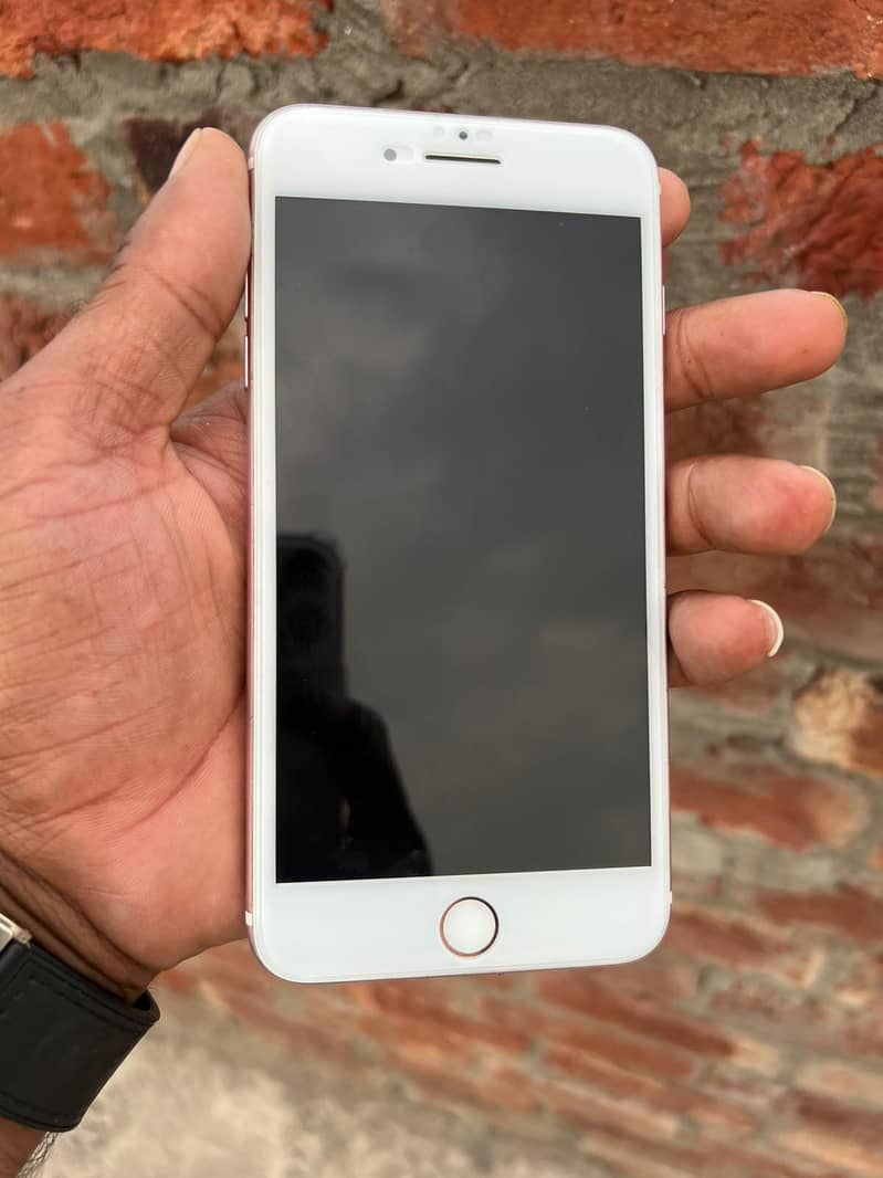 Apple iPhone 7 Plus 3
