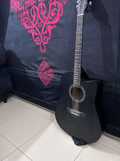 washburn black acoustic guitar