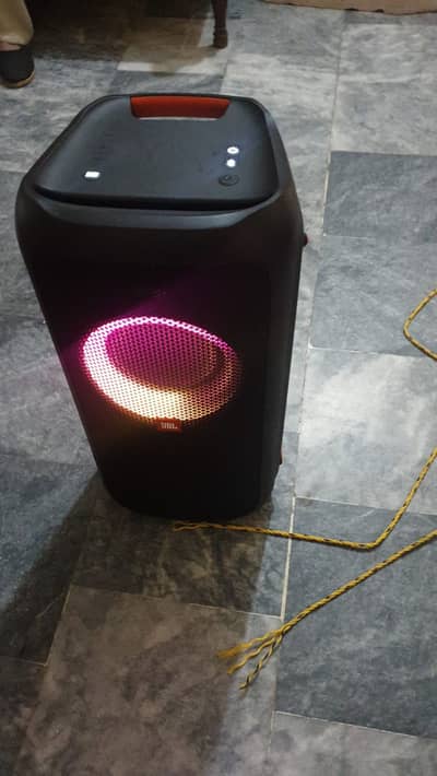 JBL party box