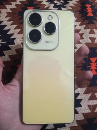 Infinix Hot 40 Pro