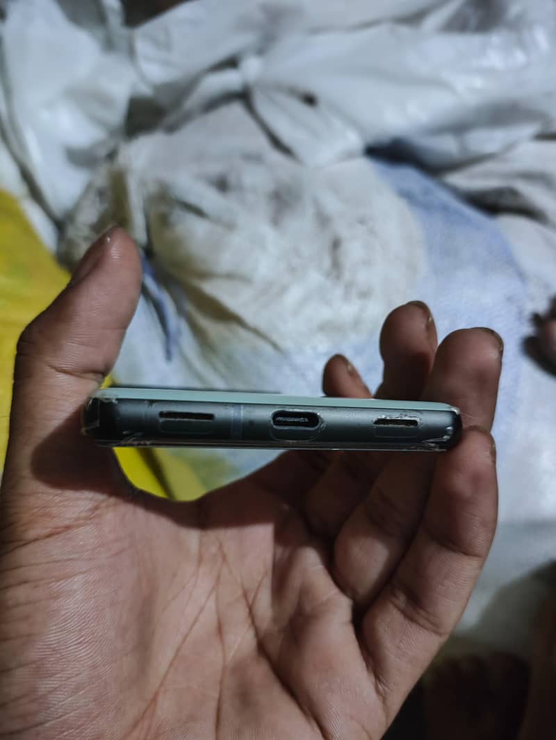 Google Pixel 6a 3
