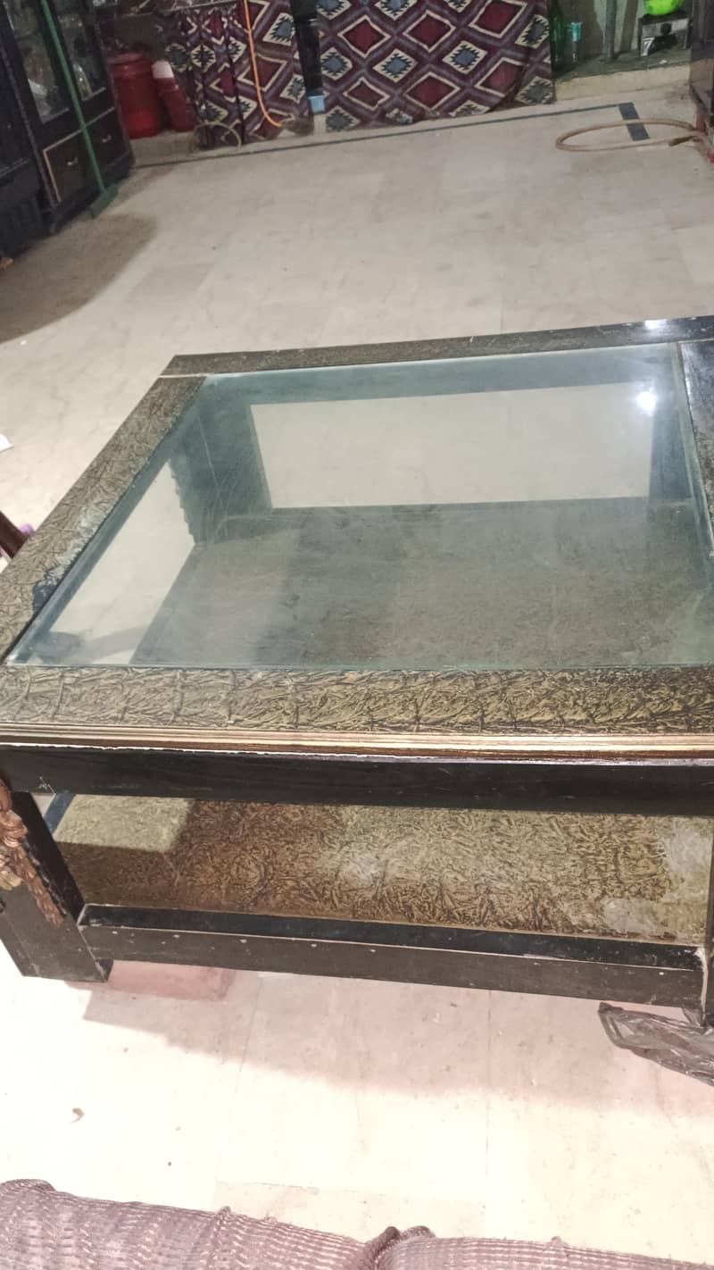 centre table 0