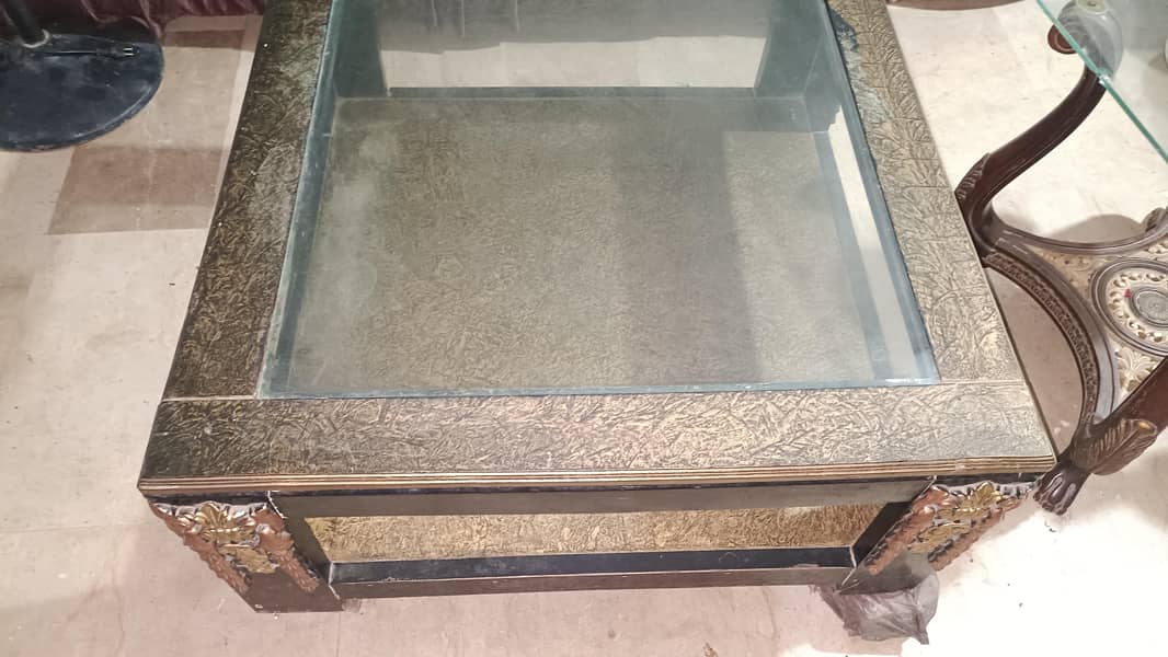 centre table 4