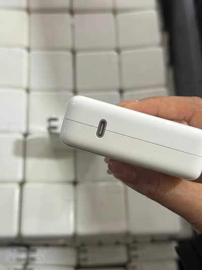 Apple macbook charger type C