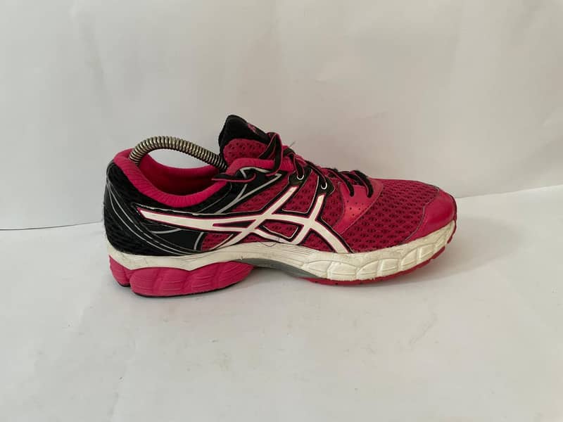 Asics 6