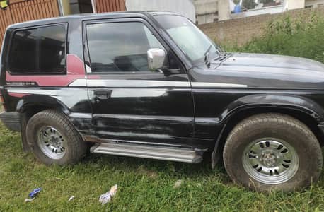 Mitsubishi Pajero 1993