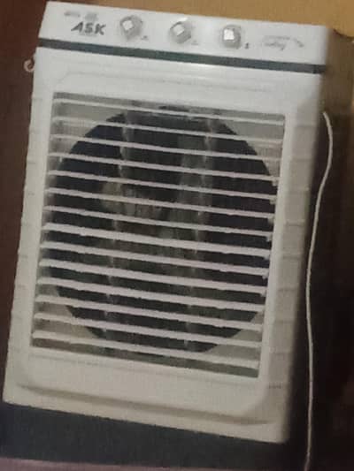 AC dc air collar. jast like new use only 2 hours