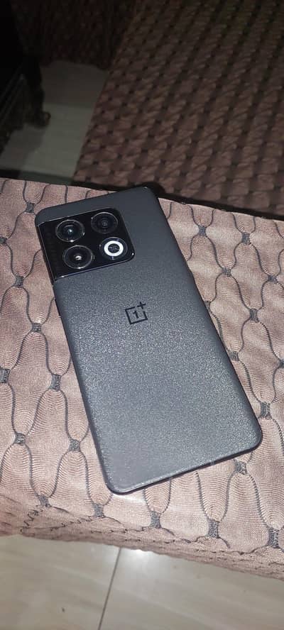 One Plus 10 Pro
