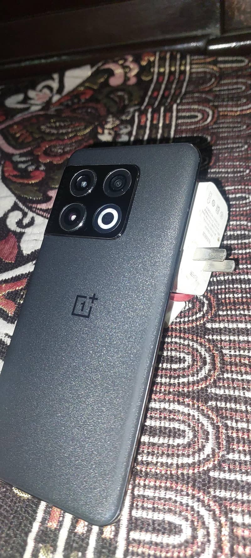 One Plus 10 Pro 1