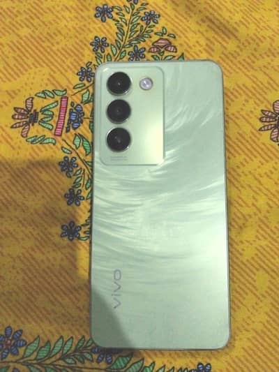 Vivo Y100