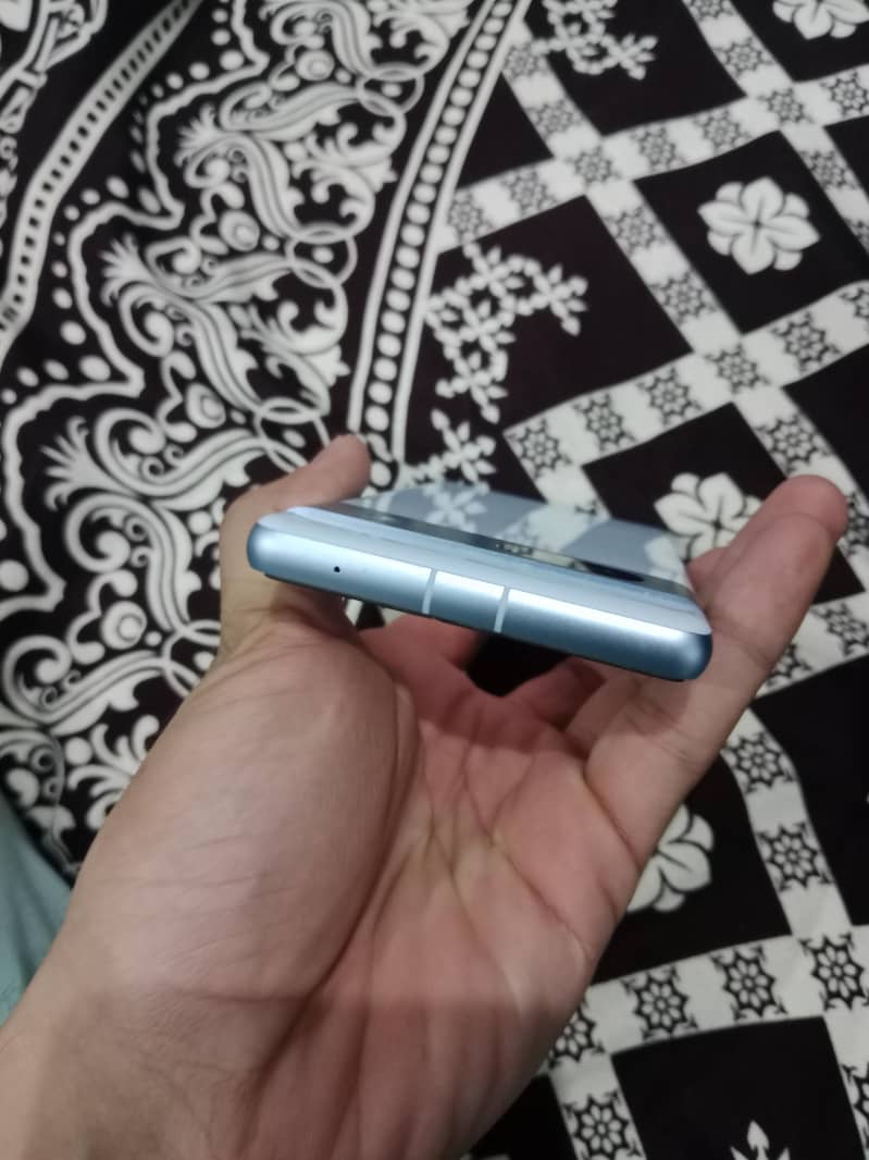 Google Pixel 7a 4