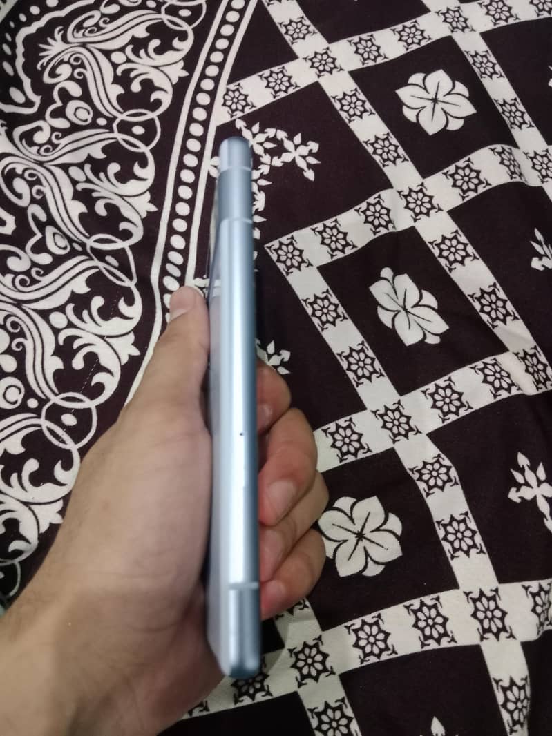 Google Pixel 7a 5